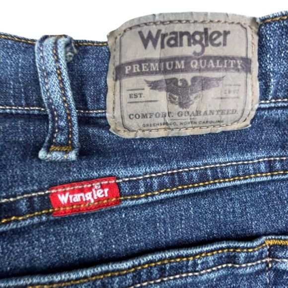 Wrangler Jeans Mens 38x32 (Fits 38x33) Blue Denim Slim Straight Western Cowboy - Picture 10 of 13